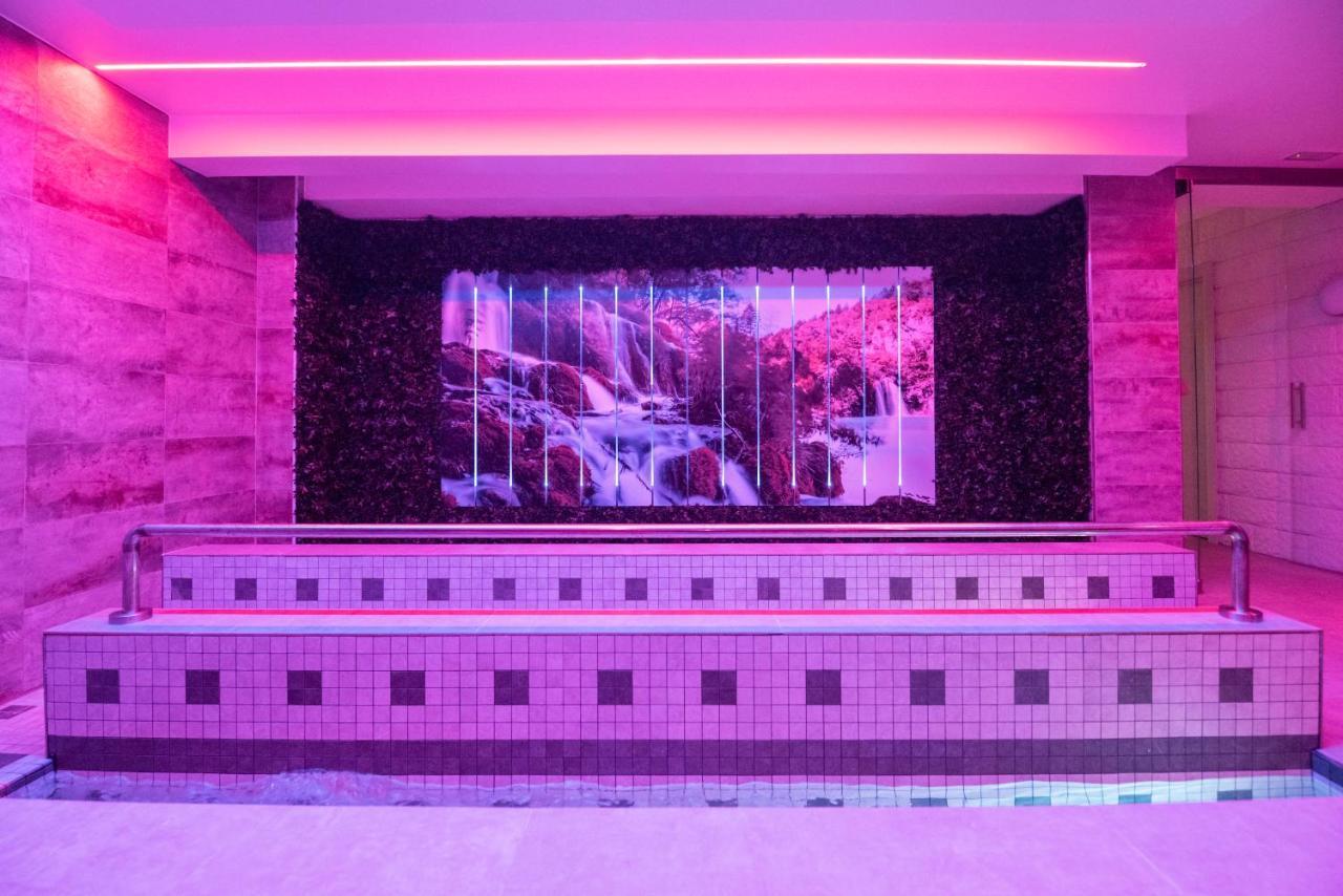 White Apartments & Spa Avola Zewnętrze zdjęcie