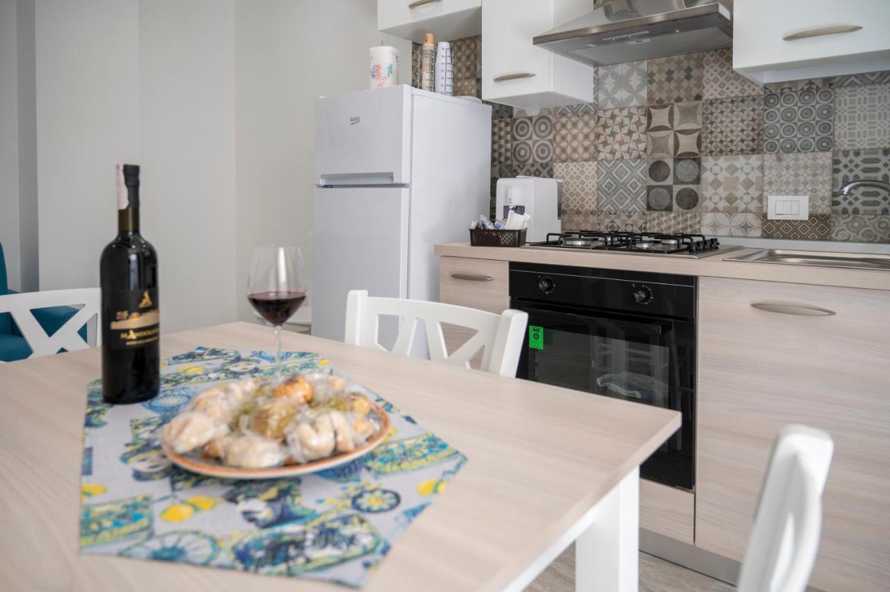 White Apartments & Spa Avola Zewnętrze zdjęcie