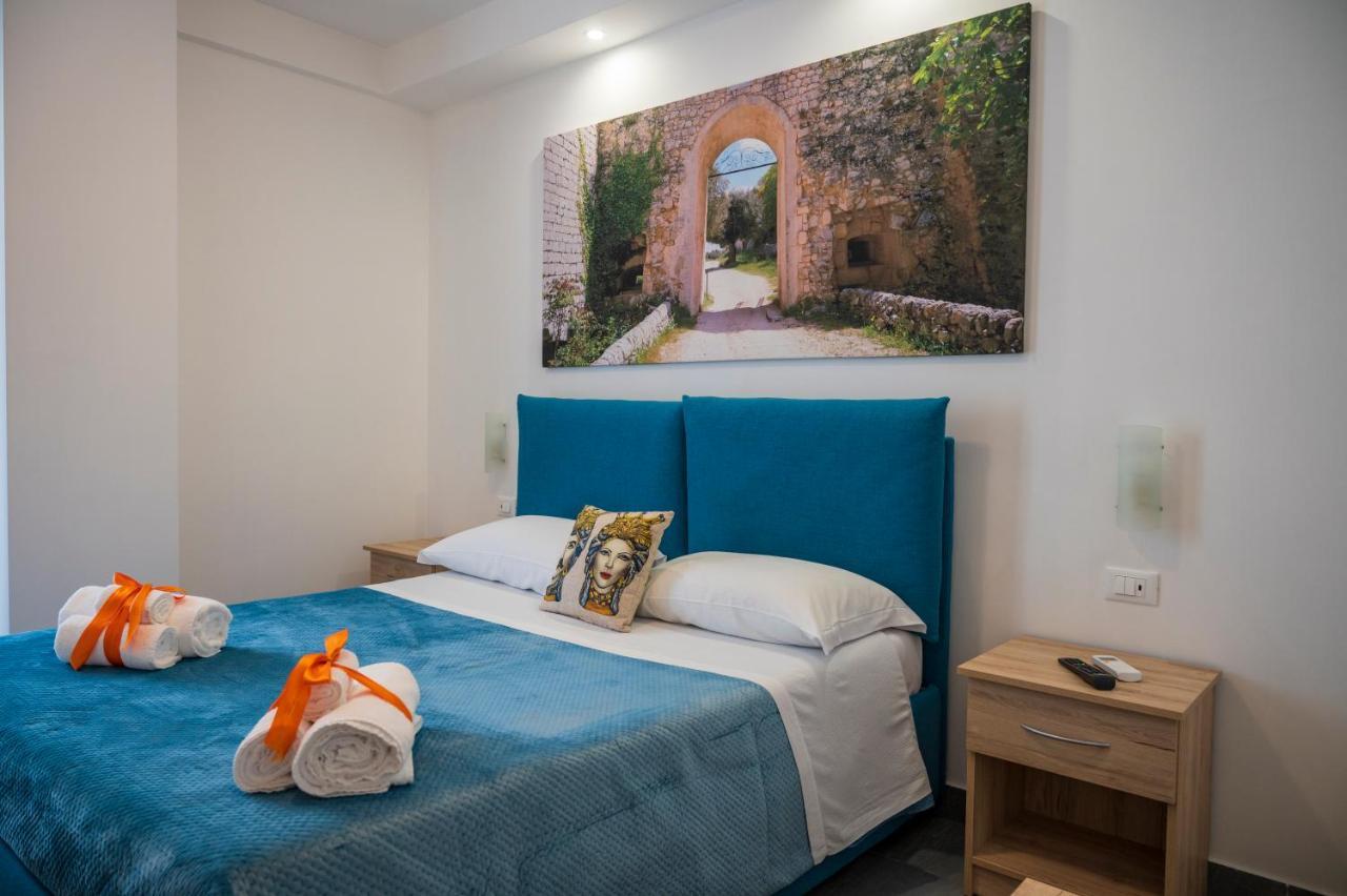 White Apartments & Spa Avola Zewnętrze zdjęcie